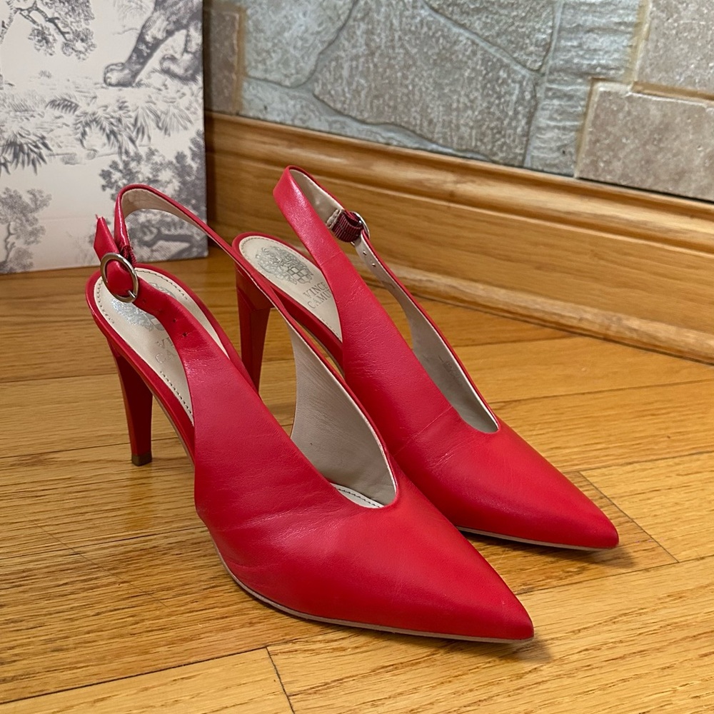 Beautiful red Vince Camuto Heels, Size 37